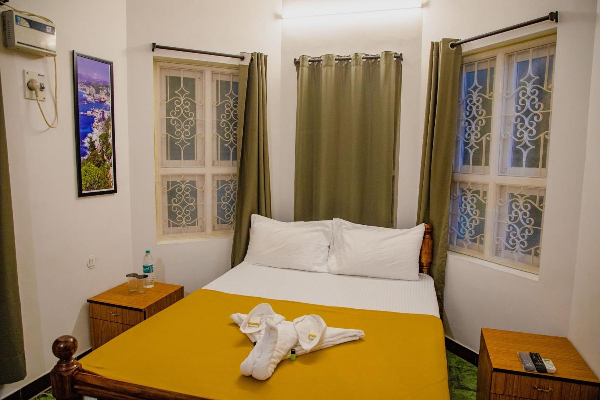 Maison Blanche Near Rock Beach Hotel Pondicherry Luaran gambar